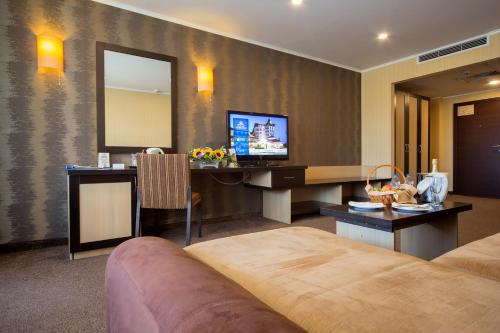 Imagen de la habitación del Hotel Grand Velingrad. Foto 15