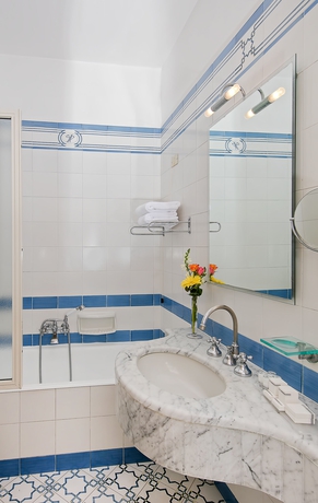 Imagen de la habitación del Hotel Grand Vesuvio, Sorrento. Foto 6