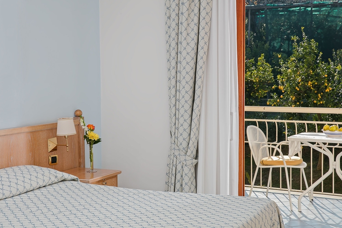 Imagen de la habitación del Hotel Grand Vesuvio, Sorrento. Foto 10