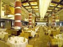 Imagen del bar/restaurante del Hotel Grand View Hotel. Foto 2