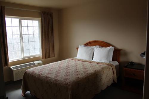 Imagen de la habitación del Hotel Grand View Inn and Suites. Foto 4