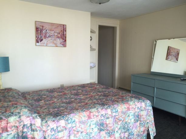 Imagen de la habitación del Hotel Grand View Motel. Foto 9