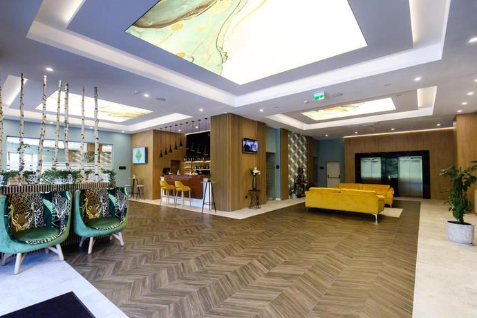 Imagen de los interiores del Hotel Grand View and Suites Copou. Foto 5