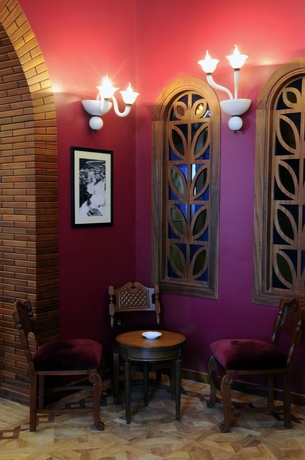 Imagen de los interiores del Hotel Grand Villa De France. Foto 10