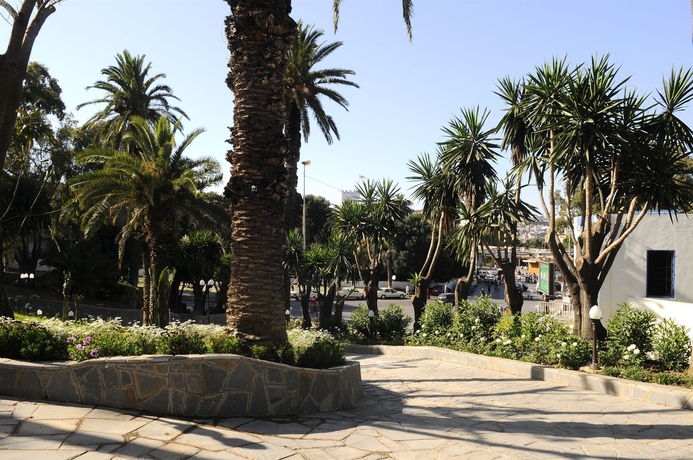 Imagen de los exteriores del Hotel Grand Villa De France. Foto 7