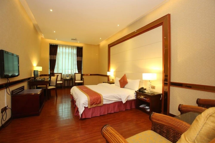 Imagen de la habitación del Hotel Grand Villa. Foto 11