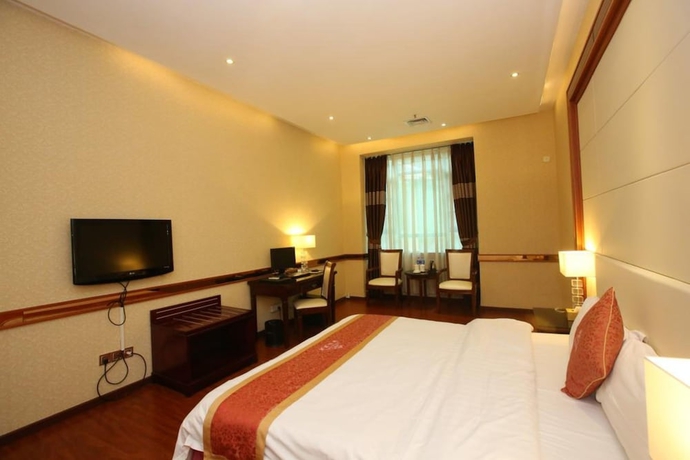 Imagen de la habitación del Hotel Grand Villa. Foto 12