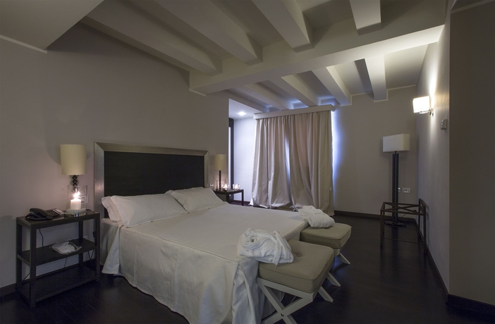 Imagen de la habitación del Hotel Grand Villa Itria. Foto 4