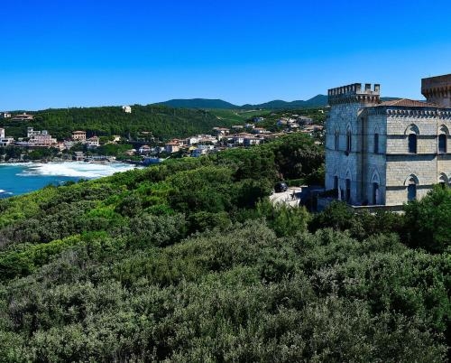 Imagen de la habitación del Hotel Grand Villa Parisi. Foto 8