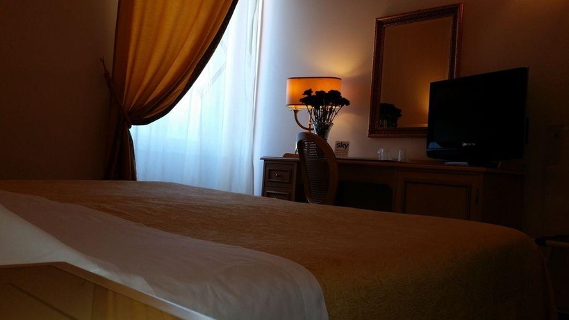 Imagen general del Hotel Grand Villa Politi. Foto 3