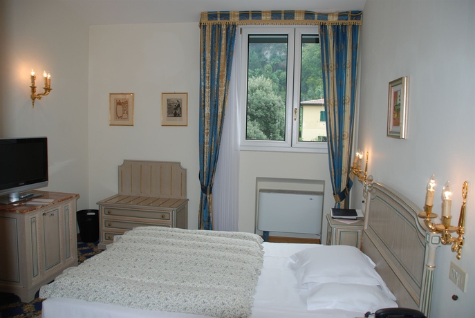Imagen de la habitación del Hotel Grand Villa Serbelloni. Foto 9
