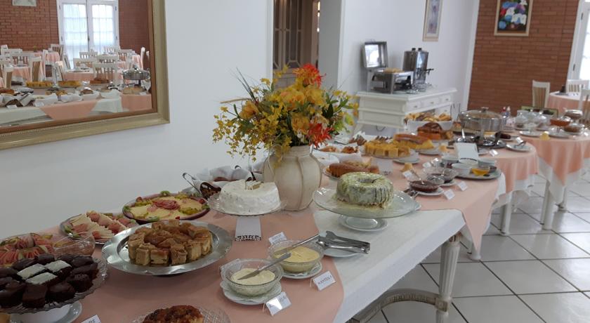 Imagen general del Hotel Grand Ville. Foto 10