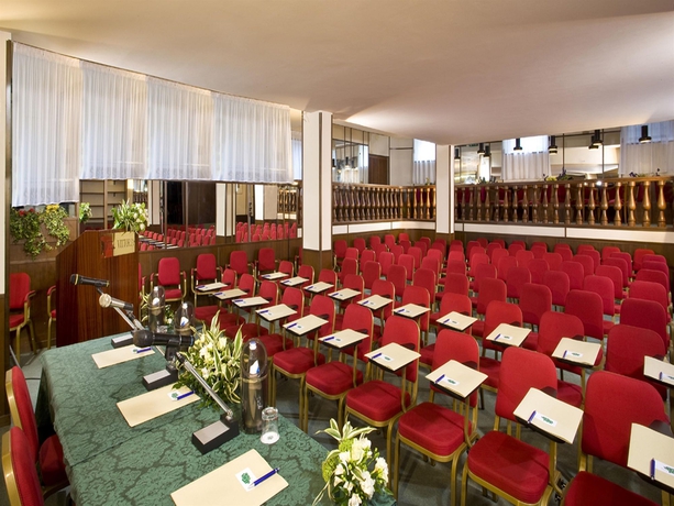 Imagen de los interiores del Hotel Grand Vittoria. Foto 11