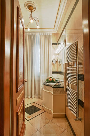 Imagen de la habitación del Hotel Grand Wagner. Foto 7