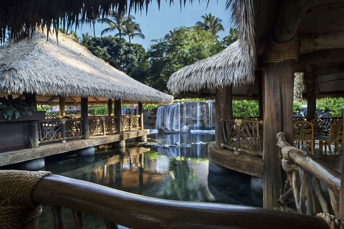 Imagen del bar/restaurante del Hotel Grand Wailea Maui, A Waldorf Astoria Resort. Foto 3