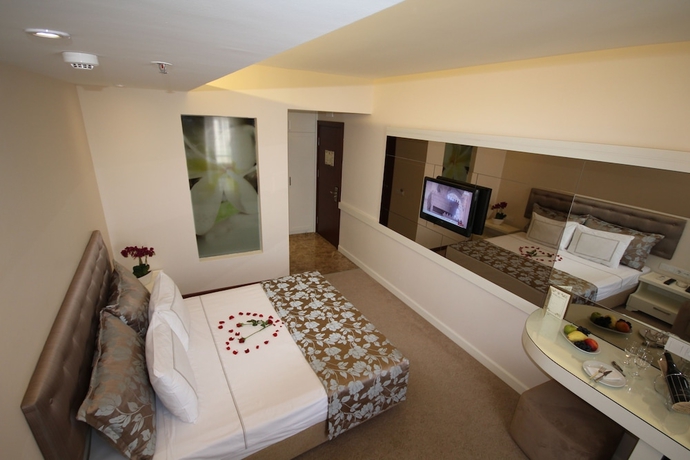 Imagen de la habitación del Hotel Grand Washington. Foto 3