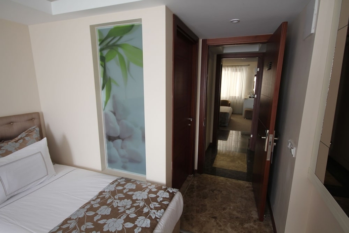 Imagen de la habitación del Hotel Grand Washington. Foto 9