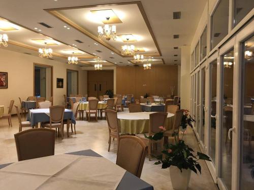 Imagen general del Hotel Grand White City. Foto 4