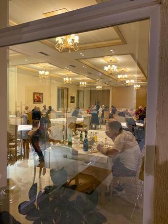 Imagen general del Hotel Grand White City. Foto 10