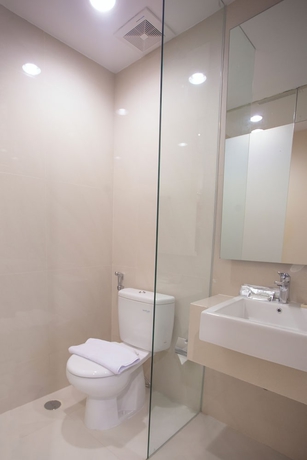 Imagen de la habitación del Hotel Grand Whiz Megamas Manado. Foto 11