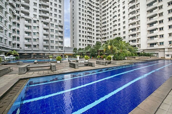 Imagen general del Hotel Grand Whiz Poins Square-Simatupang. Foto 7
