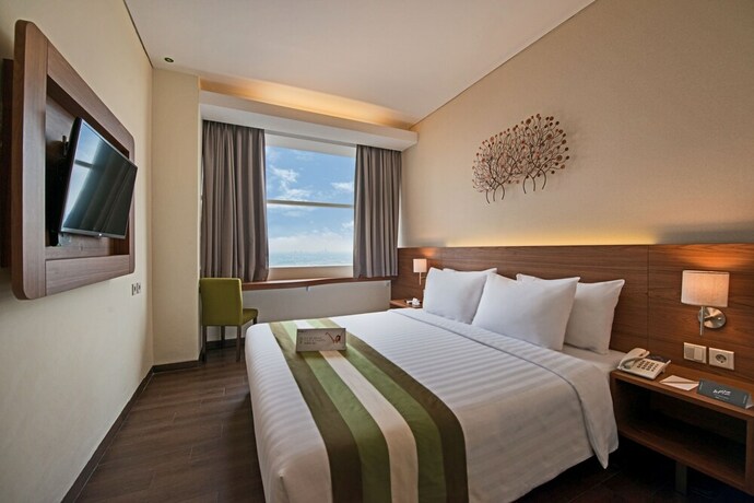 Imagen de la habitación del Hotel Grand Whiz Poins Square-Simatupang. Foto 19