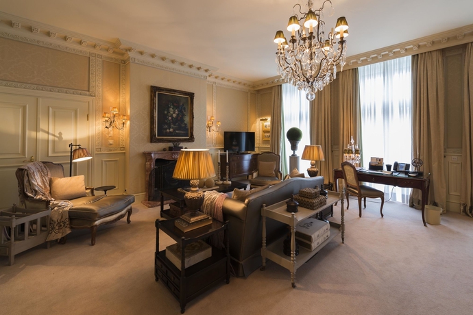 Imagen de los interiores del Hotel Grand Wien. Foto 15