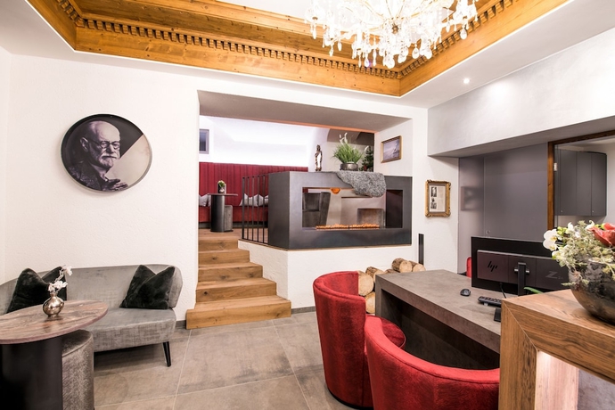Imagen de los interiores del Hotel Grand Wolkenstein. Foto 19