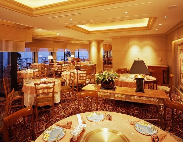 Imagen del bar/restaurante del Hotel Grand Xiv Naruto The Lodge. Foto 7