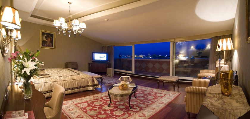 Imagen de la habitación del Hotel Grand Yavuz. Foto 7