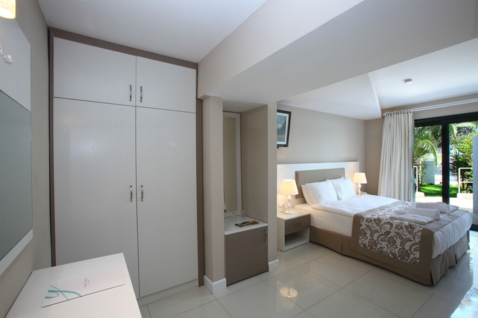 Imagen de la habitación del Hotel Grand Yazıcı Torba Beach Club. Foto 4