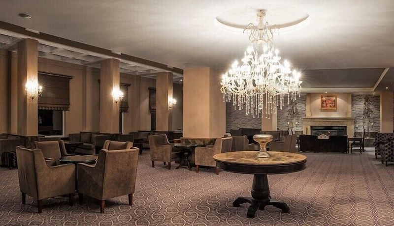 Imagen de los interiores del Hotel Grand Yazıcı Uludağ. Foto 17