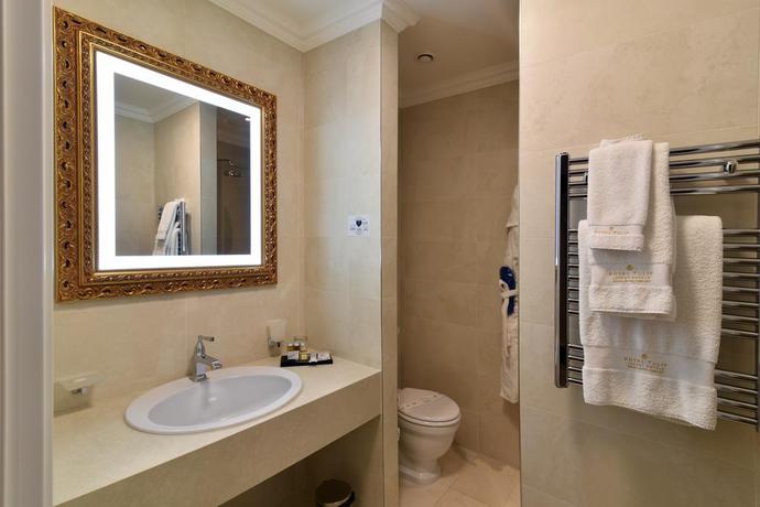 Imagen de la habitación del Hotel Grand Yerevan. Foto 5