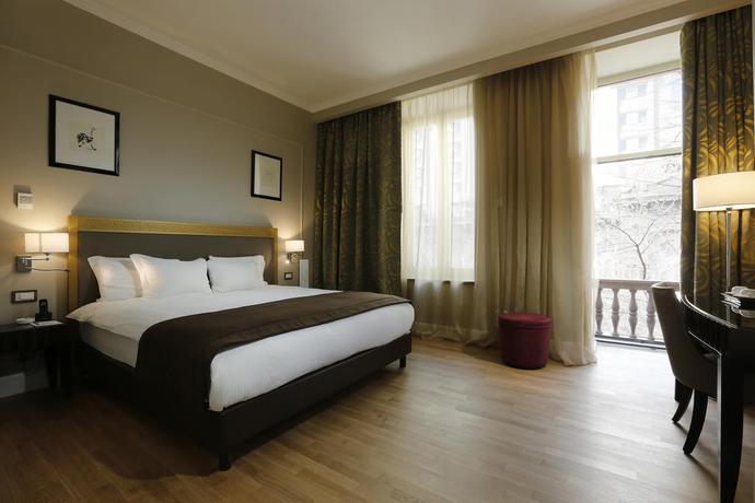 Imagen de la habitación del Hotel Grand Yerevan. Foto 7