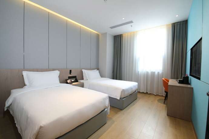 Imagen de la habitación del Hotel Grand Yuntian Yue Shenzhen Shekou. Foto 18