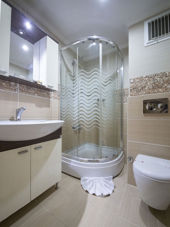 Imagen de la habitación del Hotel Grand Zentrum. Foto 11