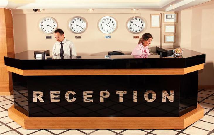 Imagen de los interiores del Hotel Grand Zeybek. Foto 11