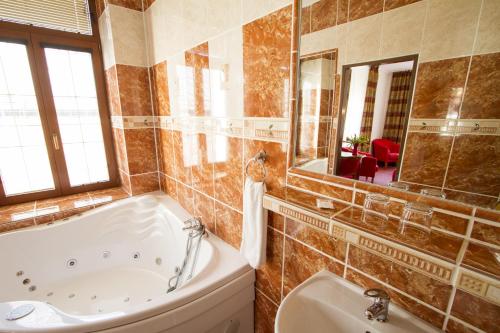 Imagen general del Hotel Grand, Zilina. Foto 2
