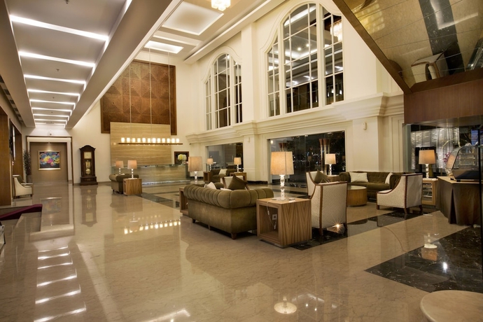 Imagen de los interiores del Hotel Grand Zuri BSD City. Foto 16