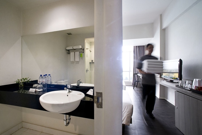 Imagen de la habitación del Hotel Grand Zuri Jababeka - Cikarang - Chse Certified. Foto 4