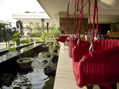Imagen de los interiores del Hotel Grand Zuri Kuta Bali. Foto 7