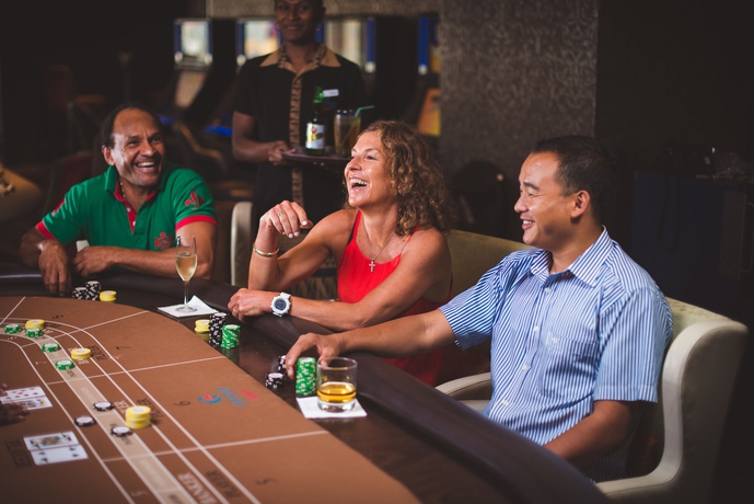 Imagen de los interiores del Hotel Grand and Casino. Foto 12