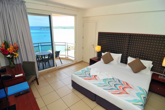 Imagen de la habitación del Hotel Grand and Casino. Foto 8