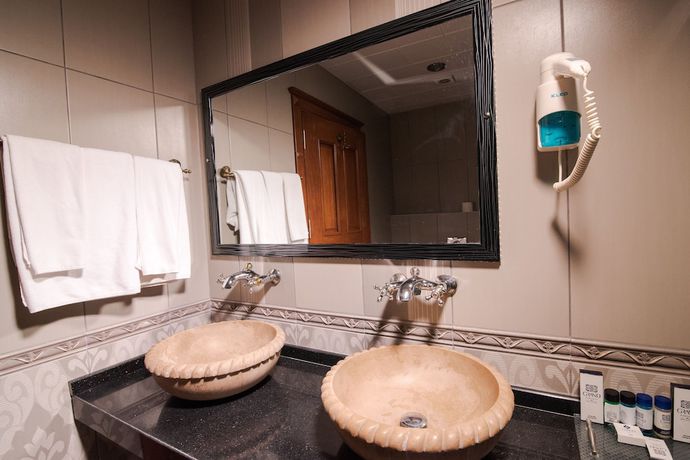 Imagen de la habitación del Hotel Grand and Convention Center Karaman. Foto 6