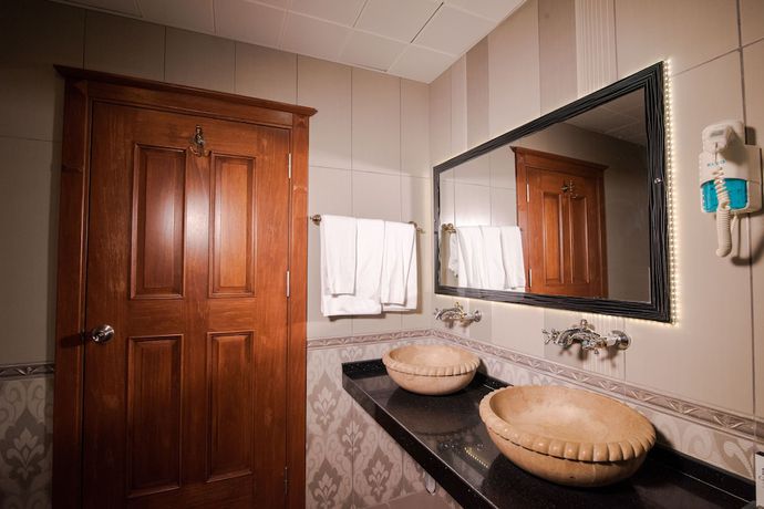 Imagen de la habitación del Hotel Grand and Convention Center Karaman. Foto 11
