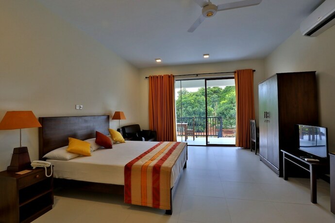 Imagen de la habitación del Hotel Grand and Gangula. Foto 20