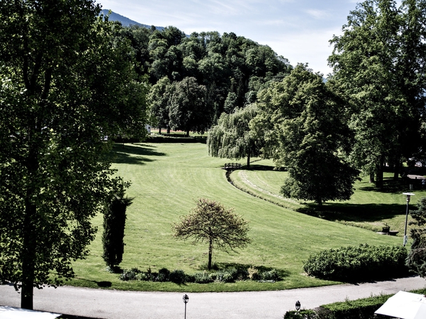 Imagen de los exteriores del Hotel Grand and Spa Uriage. Foto 14