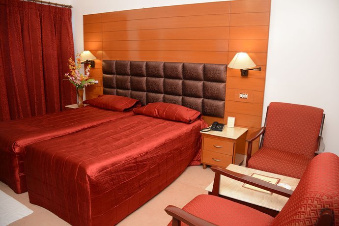 Imagen de la habitación del Hotel Grand central, Bhubaneswar. Foto 3