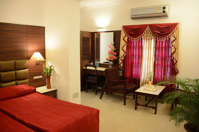 Imagen de la habitación del Hotel Grand central, Bhubaneswar. Foto 10