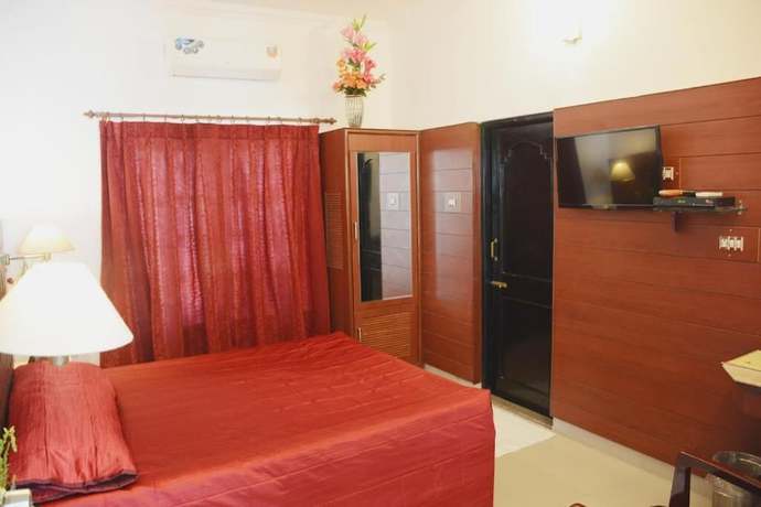 Imagen de la habitación del Hotel Grand central, Bhubaneswar. Foto 13